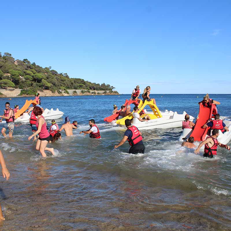 Team building en bord de plage
